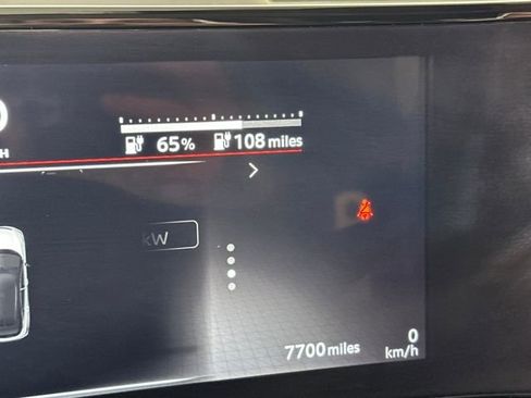 Used 2023 Nissan Ariya AWD image 18