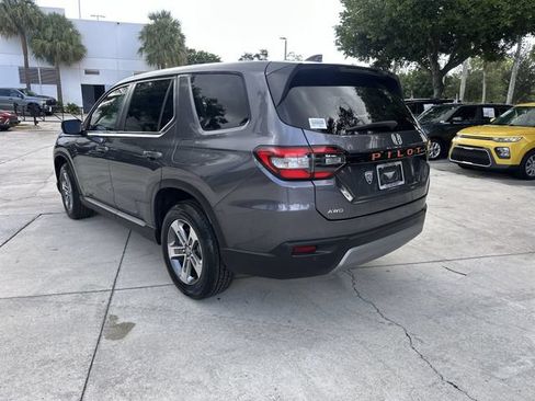 Used 2025 Honda Pilot EX-L image 34