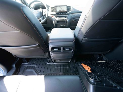 Certified 2025 Honda Ridgeline TrailSport+ image 22