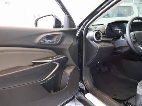 New 2026 Chevrolet Trax ACTIV w/ Driver Confidence Package FWD image 8