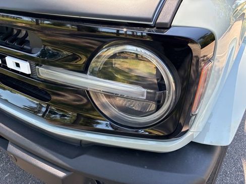 Used 2023 Ford Bronco Outer Banks AWD/4WD image 10