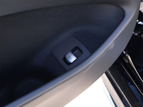 New 2026 Mercedes-Benz E 350 4MATIC Sedan image 16