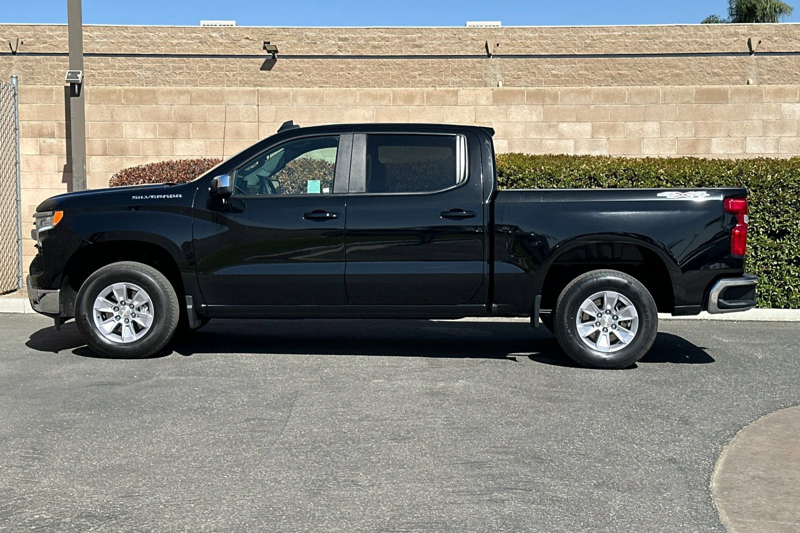 Certified 2026 Chevrolet Silverado 1500 LT AWD/4WD image 7