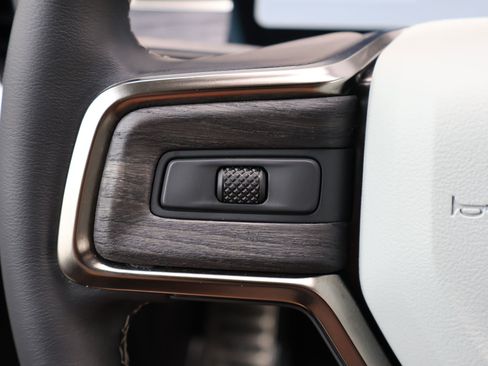 Used 2023 Rivian R1S Adventure AWD/4WD image 16