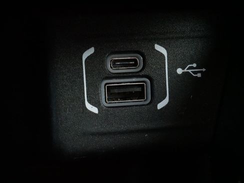 Used 2022 Jeep Compass Latitude image 29