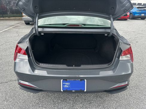 Used 2023 Hyundai Elantra Blue FWD image 18