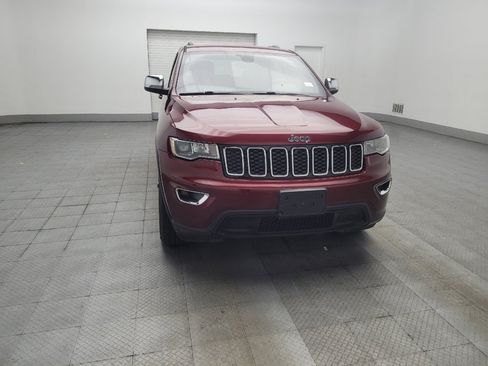 Used 2019 Jeep Grand Cherokee Laredo w/ 18" Wheel & 8.4" Radio Group AWD/4WD image 14