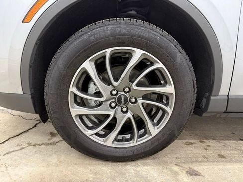 Used 2022 Lincoln Corsair AWD w/ Equipment Group 101A image 29