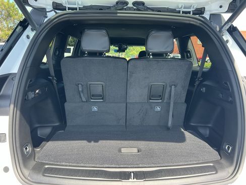 New 2025 Jeep Grand Cherokee L Limited w/ Trailer Tow Package image 20