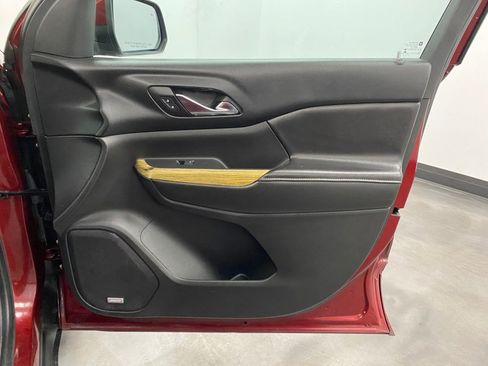 Used 2018 GMC Acadia Denali w/ Technology Package image 47