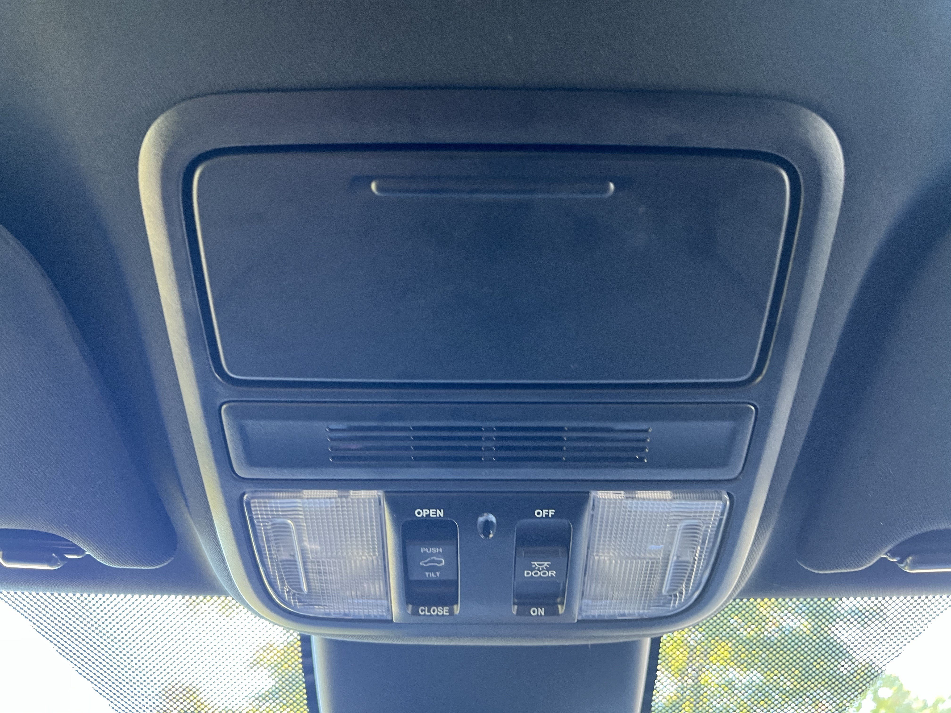 Used 2023 Honda Odyssey Sport image 28