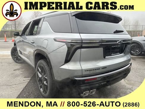 New 2026 Chevrolet Traverse RS w/ LPO, Floor Liner Package AWD/4WD image 8
