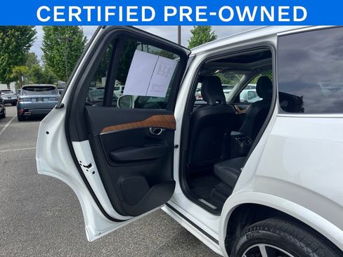 Certified 2023 Volvo XC90 B6 Plus w/ Protection Package Premier AWD/4WD image 11