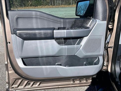 Used 2021 Ford F150 XLT w/ Equipment Group 302A High image 16