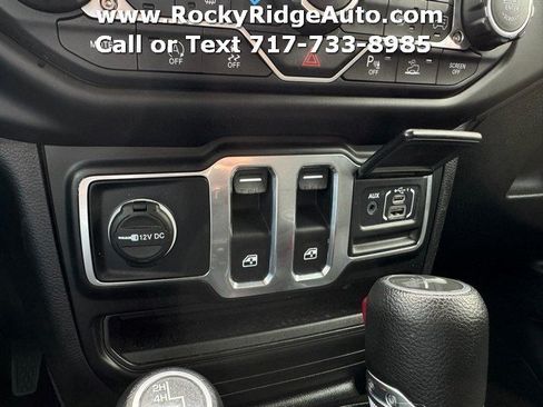 Used 2022 Jeep Wrangler Sport AWD/4WD image 21