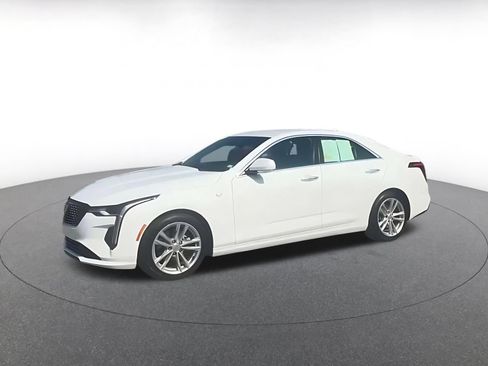 Used 2026 Cadillac CT4 Luxury RWD image 7