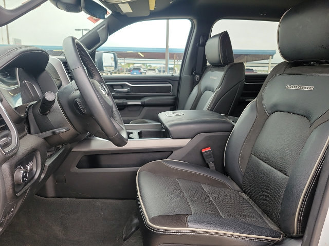Used 2024 RAM 1500 Laramie AWD/4WD image 12