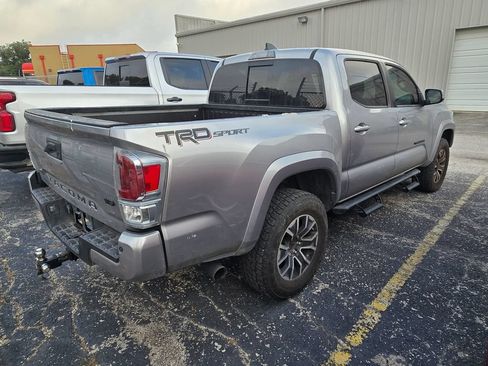 Used 2021 Toyota Tacoma TRD Sport w/ Technology Package RWD image 5