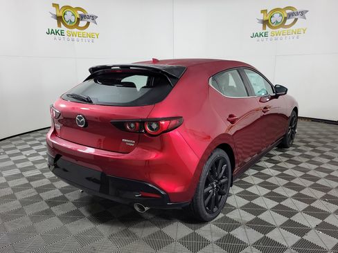 New 2026 MAZDA MAZDA3 Hatchback w/Premium Plus Pkg image 9