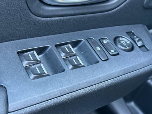 New 2025 Honda Pilot Touring image 12