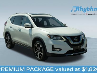 Used 2019 Nissan Rogue SL w/ Premium Package