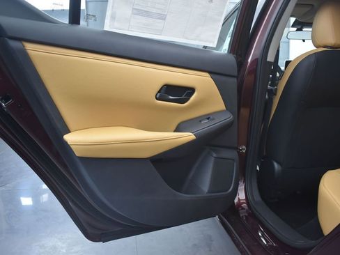 New 2025 Nissan Sentra SV w/ SV Premium Package image 16