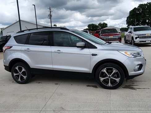 Used 2018 Ford Escape SEL AWD/4WD image 4