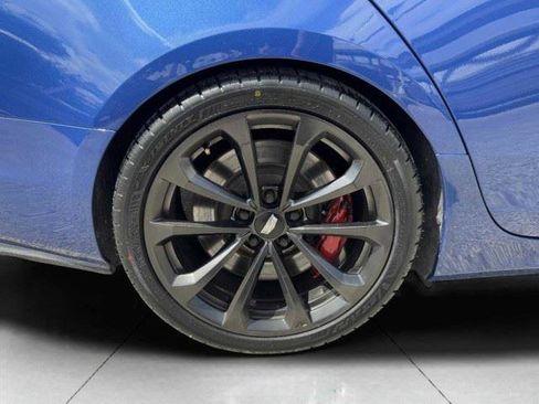 Used 2019 Cadillac CTS V w/ Carbon Fiber Package RWD image 72