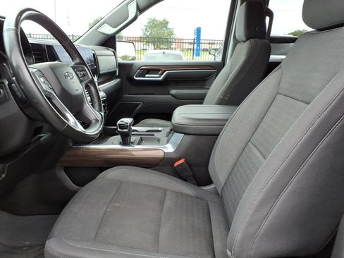 Used 2025 Chevrolet Silverado 1500 RST w/ Dark Appearance Package AWD/4WD image 24