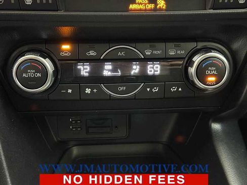 Used 2017 MAZDA MAZDA3 Grand Touring w/ Premium Equipment Package FWD image 38