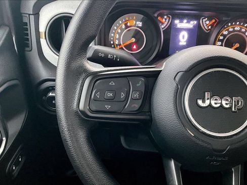 Used 2025 Jeep Wrangler Sport AWD/4WD image 25