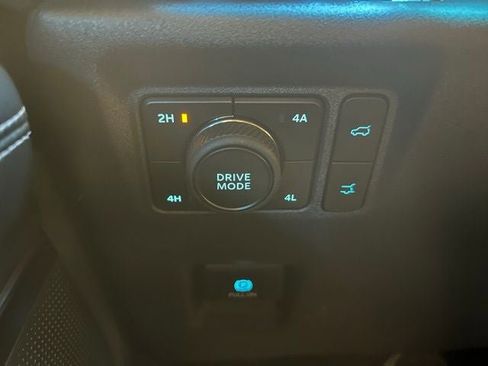 New 2026 Ford Expedition Max Platinum image 14