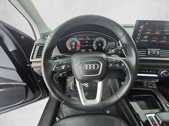 Used 2021 Audi Q5 2.0T Premium Plus w/ Premium Plus Package AWD/4WD image 30