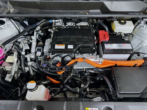 Used 2023 Toyota bZ4X XLE w/ Weather Package image 33