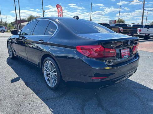Used 2017 BMW 540i xDrive image 16
