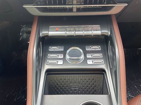 New 2026 Lincoln Nautilus Reserve image 9