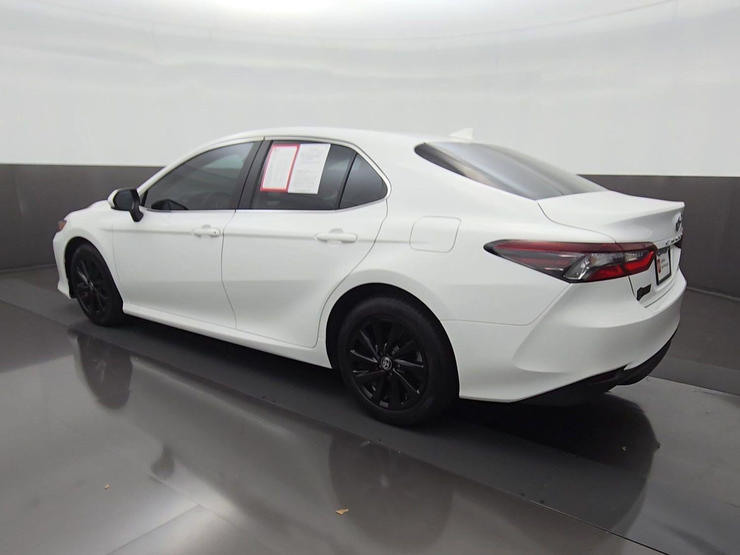 Certified 2023 Toyota Camry LE FWD image 7
