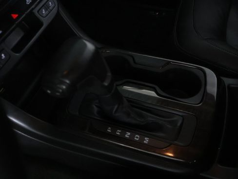 Used 2016 GMC Canyon SLT w/ Driver Alert Package image 37