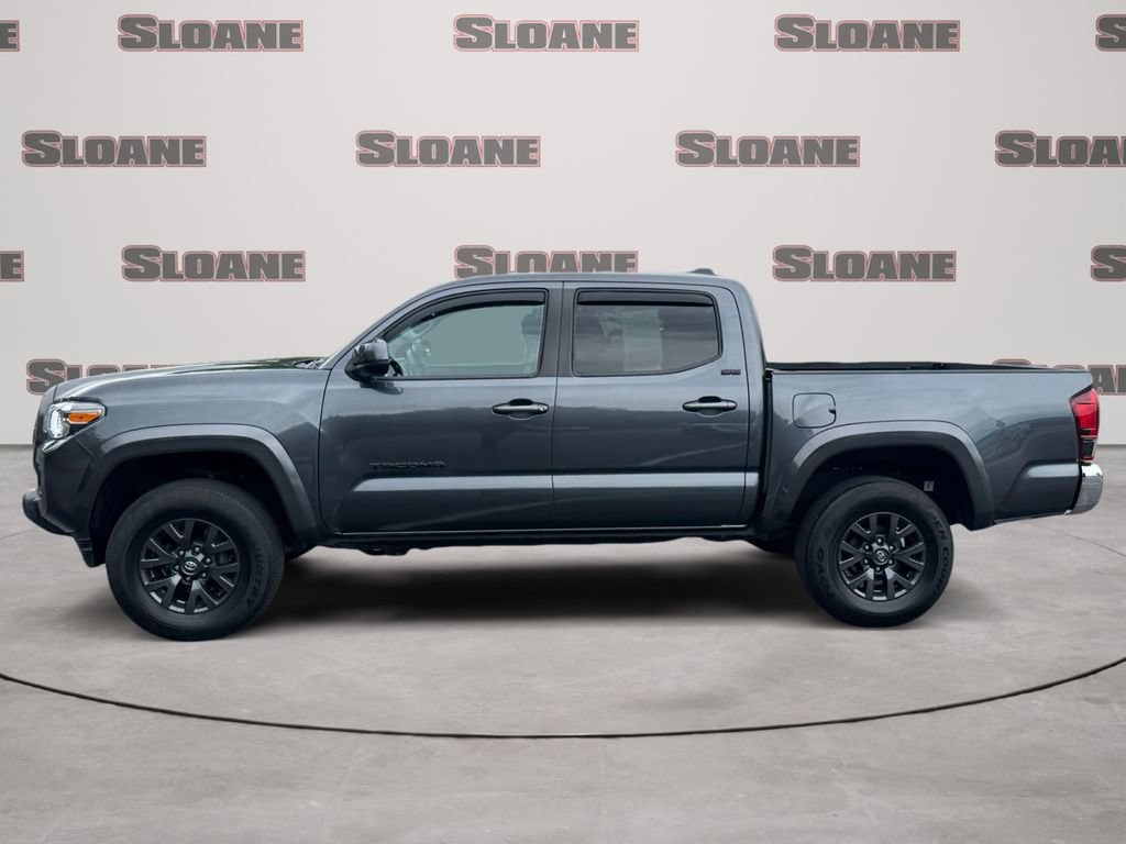 Used 2023 Toyota Tacoma SR5 AWD/4WD image 2