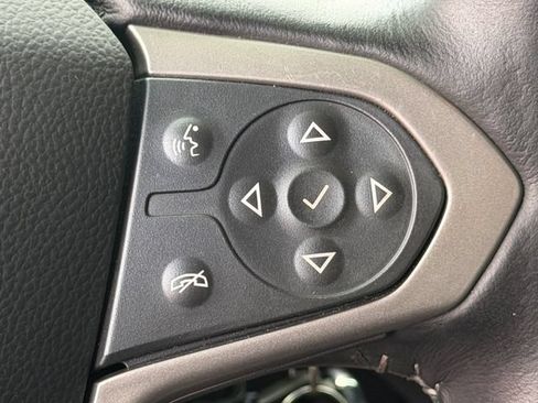 Used 2022 Chevrolet Colorado Z71 w/ Safety Package RWD image 23