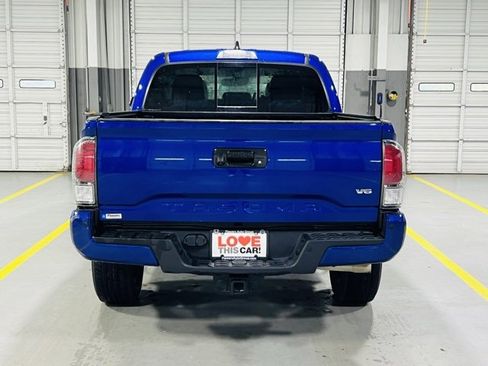 Used 2023 Toyota Tacoma Limited image 20