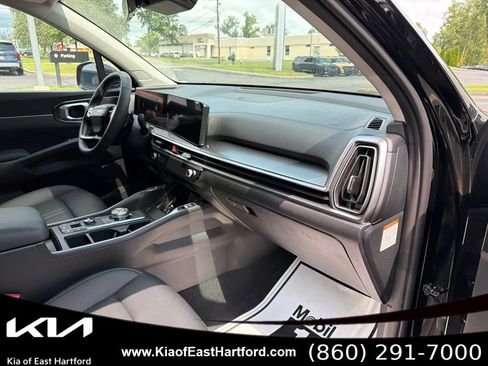 New 2026 Kia Sorento EX w/ EX Premium Package AWD/4WD image 12
