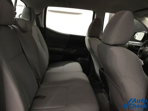 Used 2017 Toyota Tacoma SR image 36