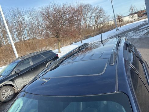 Used 2012 GMC Acadia Denali image 11