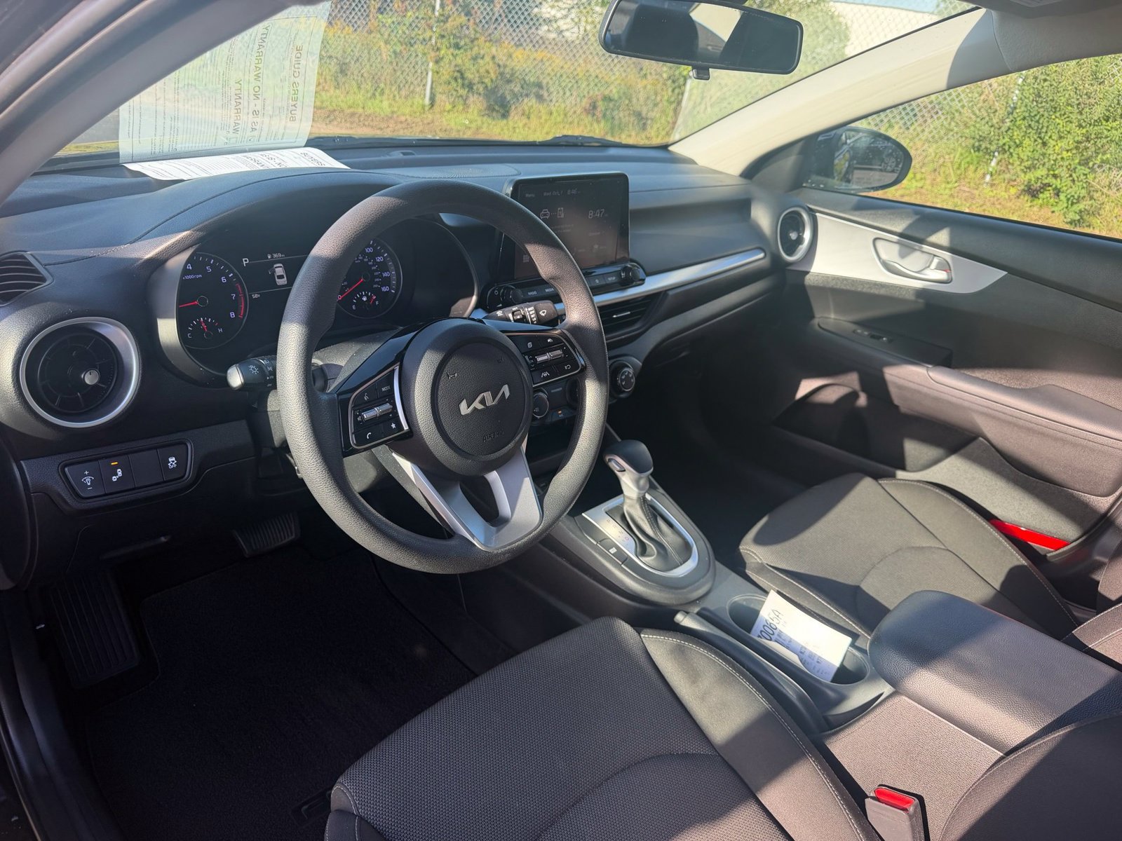 Used 2024 Kia Forte LXS w/ LXS Technology Package FWD image 12
