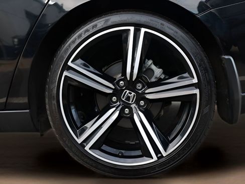 Used 2024 Honda Accord Sport image 26