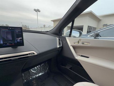 Certified 2023 BMW iX xDrive50 w/ Premium Package image 20