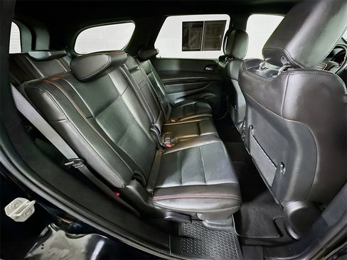 Used 2023 Dodge Durango GT image 11