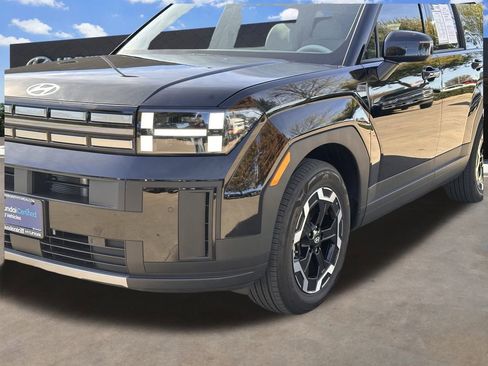 Certified 2025 Hyundai Santa Fe SEL image 7