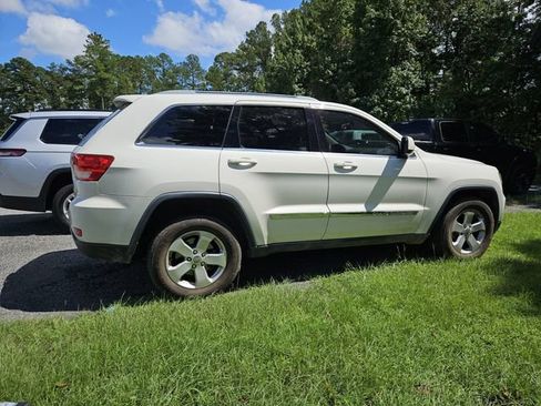 Used 2012 Jeep Grand Cherokee Laredo RWD image 7